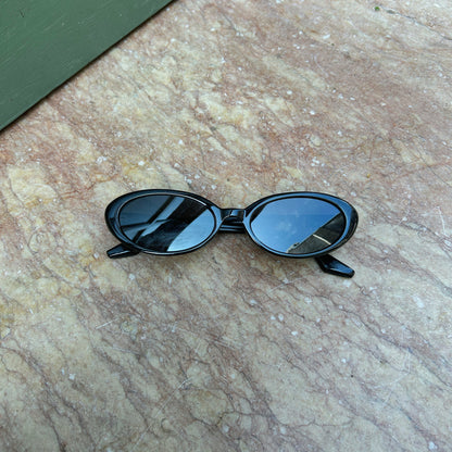 Stylish and Trendy POLARISED Sunglasses for Men and Women - UV Protection polarised Eyewear for Fashion Enthusiasts